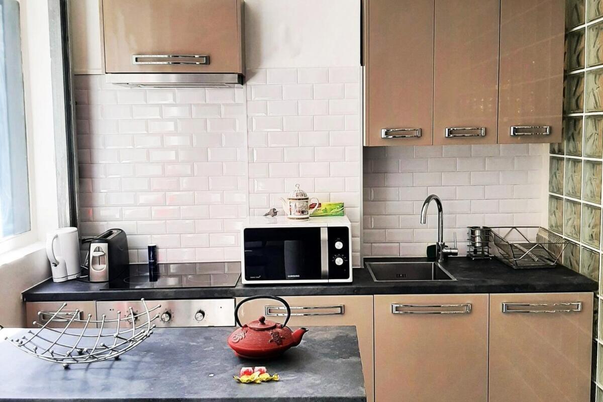 Sweet Apartment In Paris Montmartre Exterior photo